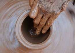 Pottery Wheel Throwing Hand Image by riteshphotography from Pixabay