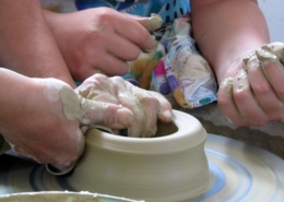 Pottery by zsuzsannasolti at pixabay