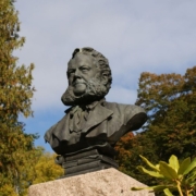 Henrik Ibsen Statue Image by PublicDomainPictures from Pixabay